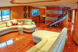 Platinum -  Salon View 2